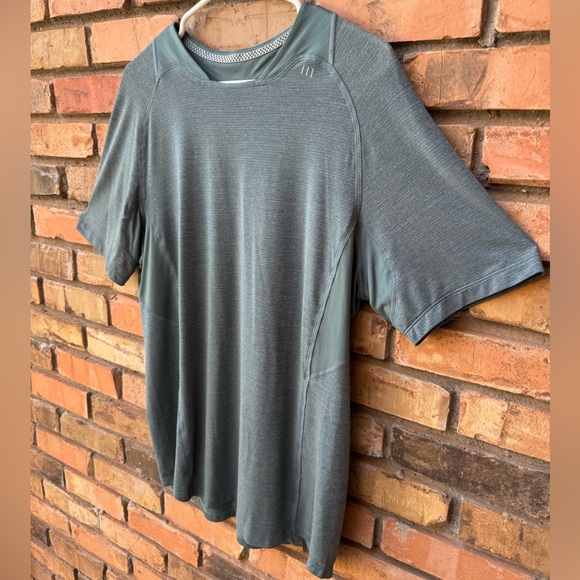 Lululemon Square Neck Training Stretch Logo Mesh Tee Run (Aqua) - Large - Picture 3 of 10